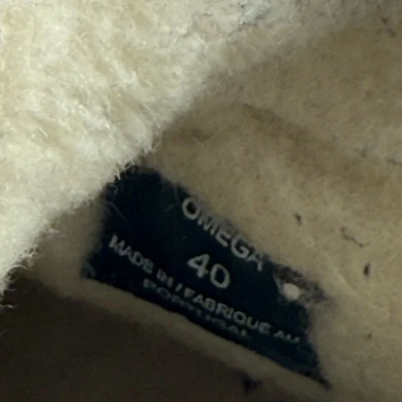 Bos. & Co. Women's EU 40. Omega Wool-Lined Ankle Boot - Picture 8 of 9